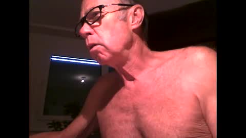 Snapshot of santhi56 chatting on 05/12/26, 11:18 santhi56 online show from 05/12/26, 11:18