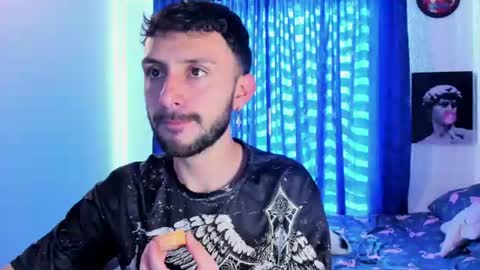 Santi online show from 06/11/26, 07:23