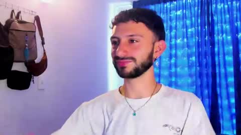 Santi online show from 06/15/26, 07:05