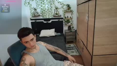 santi_ss online show from 04/27/26, 05:44