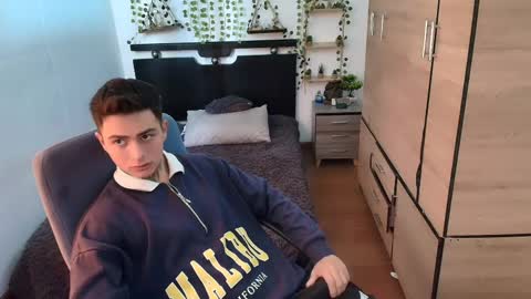 santi_ss online show from 05/10/26, 02:11