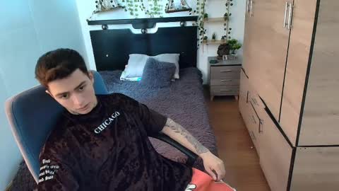 santi_ss online show from 05/19/26, 02:45