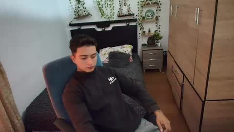 santi_ss online show from 06/08/26, 02:50