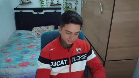 santi_ss online show from 07/23/26, 01:52