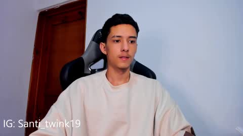 santi_twink19 online show from 02/14/25, 02:18