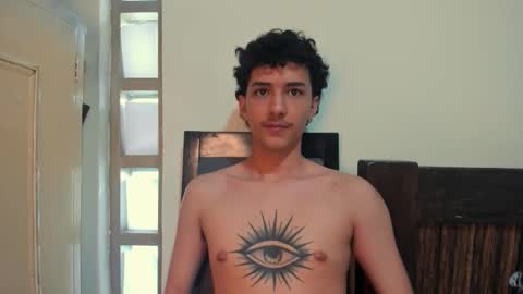 santi_twink19 online show from 10/14/25, 07:58