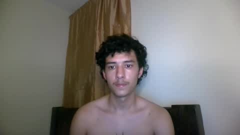 Snapshot of santi_twink19 chatting on 12/18/25, 08:20 santi_twink19 online show from 12/18/25, 08:20