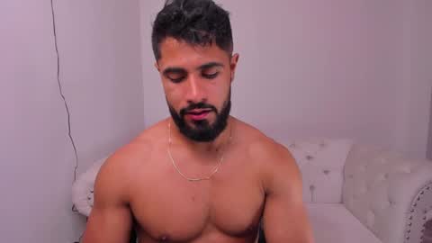 santiago_huntt online show from 12/09/24, 09:05