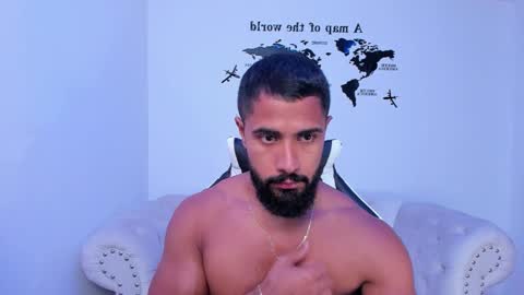 santiago_huntt online show from 09/17/25, 09:05