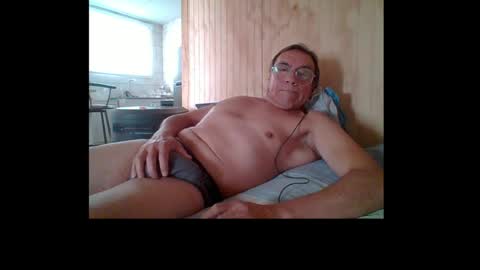 Snapshot of santiago_n chatting on 06/10/26, 07:02 santiago_n online show from 06/10/26, 07:02