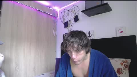 Snapshot of santii_rose chatting on 04/07/26, 04:40 Santii online show from 04/07/26, 04:40