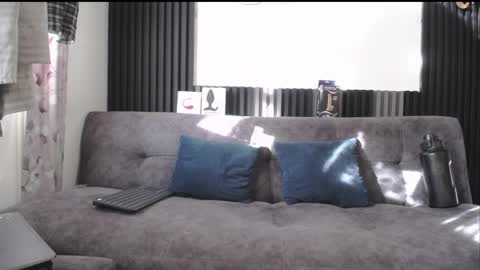 Snapshot of santii_rose chatting on 05/12/26, 11:51 Santii online show from 05/12/26, 11:51