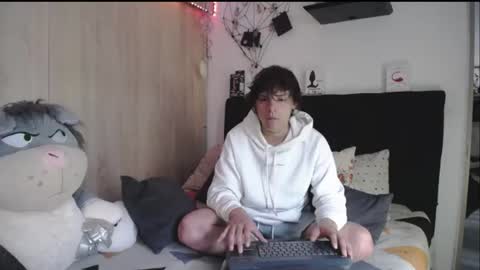 Snapshot of santii_rose chatting on 08/03/26, 05:06 Santii online show from 08/03/26, 05:06
