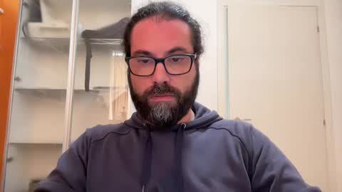 Snapshot of santopelo chatting on 03/01/25, 11:06 santopelo online show from 03/01/25, 11:06