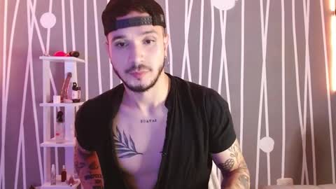 Santy Torres online show from 02/19/25, 02:55