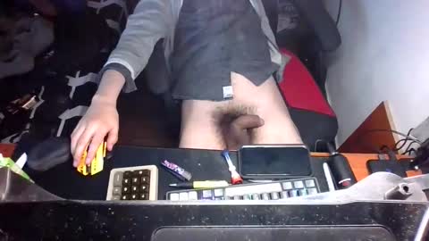 Snapshot of santuronvargas chatting on 12/03/25, 05:04 santuronvargas online show from 12/03/25, 05:04