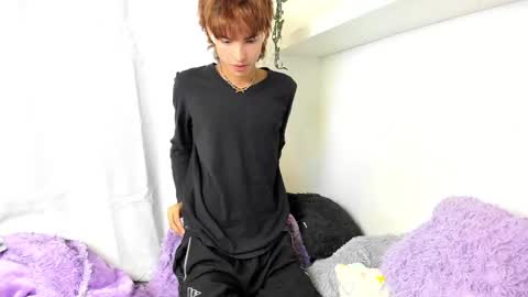 kitty online show from 01/07/25, 03:14