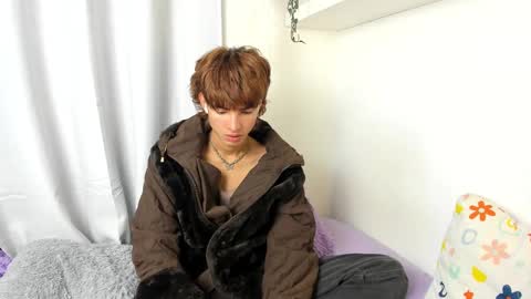 kitty online show from 01/13/25, 05:55