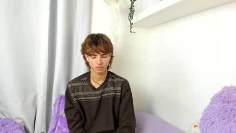 kitty online show from 01/21/25, 12:36