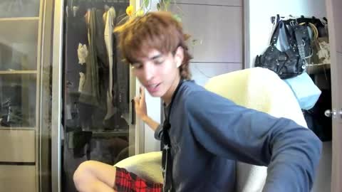 kitty online show from 01/25/25, 01:10