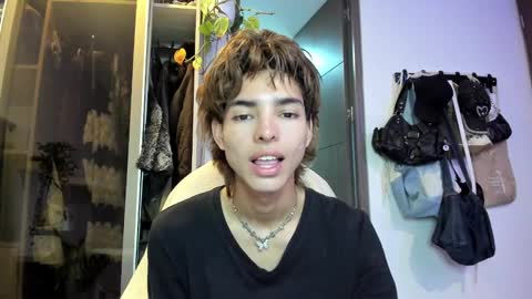 kitty online show from 01/26/25, 11:29