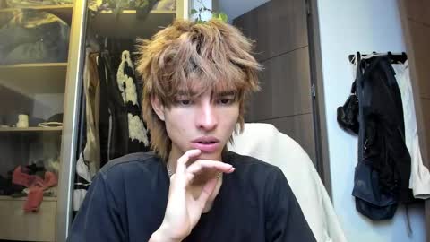 kitty online show from 02/14/25, 05:41