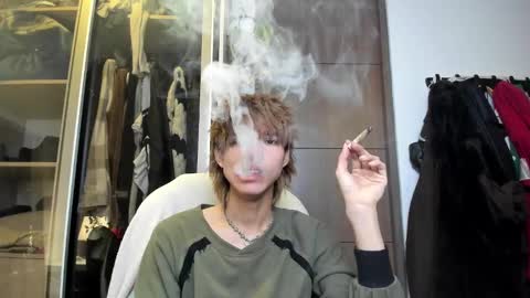 kitty online show from 02/19/25, 12:14