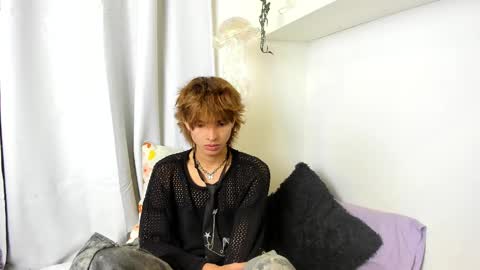 kitty online show from 02/20/25, 03:34