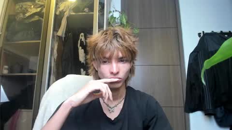 kitty online show from 02/22/25, 03:34