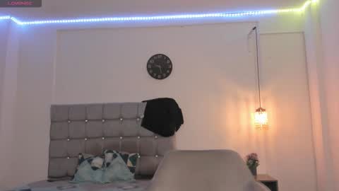 Snapshot of santy_stump chatting on 11/23/25, 08:08 santy_stump online show from 11/23/25, 08:08