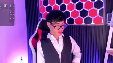 Snapshot of santyfoxxs chatting on 06/01/26, 04:03 Santy online show from 06/01/26, 04:03