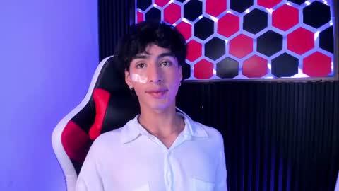 Snapshot of santyfoxxs chatting on 06/11/26, 03:15 Santy online show from 06/11/26, 03:15