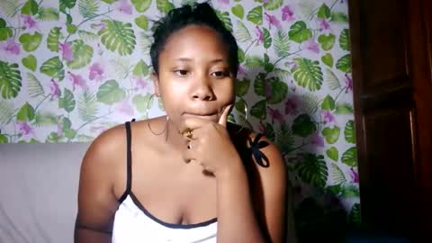 Snapshot of sanyah513 chatting on 06/01/26, 05:42 sanya online show from 06/01/26, 05:42