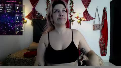 Snapshot of sanyaseraphine0 chatting on 10/31/25, 08:10 sanyaseraphine0 online show from 10/31/25, 08:10