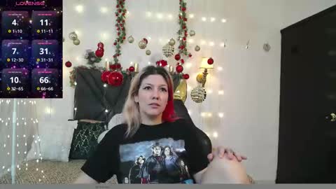 Snapshot of sanyaseraphine0 chatting on 11/13/25, 08:41 sanyaseraphine0 online show from 11/13/25, 08:41