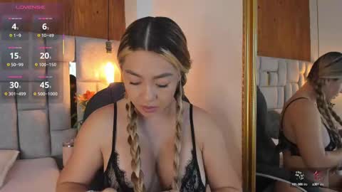 Snapshot of saori_newman chatting on 09/25/25, 11:25 Saori online show from 09/25/25, 11:25