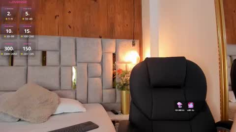 Snapshot of saori_newman chatting on 10/02/25, 11:28 Saori online show from 10/02/25, 11:28