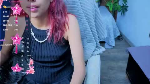 Snapshot of saphiire_ chatting on 05/17/26, 02:02 saphi online show from 05/17/26, 02:02