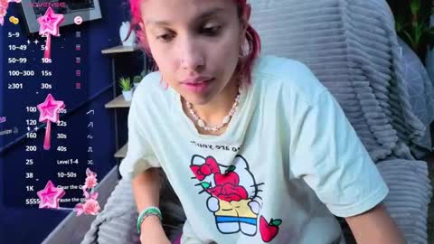 Snapshot of saphiire_ chatting on 05/21/26, 02:57 saphi online show from 05/21/26, 02:57