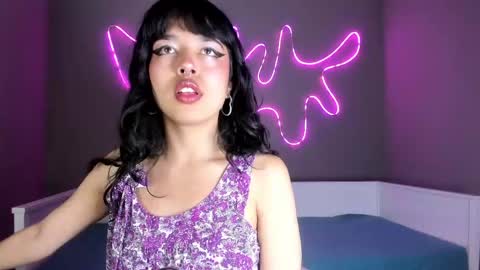 Snapshot of saphyralux chatting on 05/02/26, 10:04 saphyralux online show from 05/02/26, 10:04