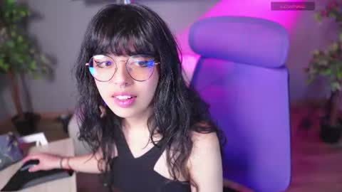 Snapshot of saphyralux chatting on 07/08/26, 08:57 saphyralux online show from 07/08/26, 08:57