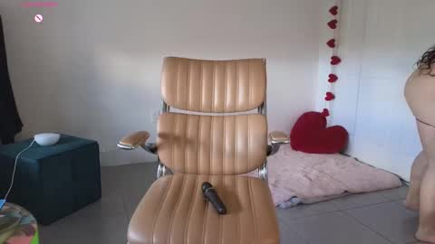 Snapshot of sapphir3xoxo chatting on 01/31/25, 08:01 sapphir3xoxo online show from 01/31/25, 08:01