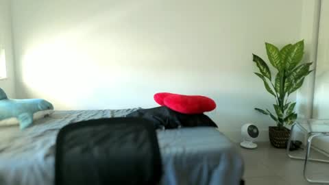 Snapshot of sapphir3xoxo chatting on 09/26/25, 01:59 sapphir3xoxo online show from 09/26/25, 01:59