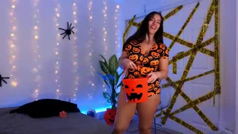 Snapshot of sapphir3xoxo chatting on 10/23/25, 11:03 sapphir3xoxo online show from 10/23/25, 11:03