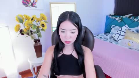 Snapshot of sapphira_dalmau chatting on 11/26/25, 07:59 Safira online show from 11/26/25, 07:59