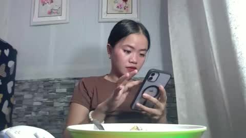 sapphire_amora online show from 11/04/25, 12:48