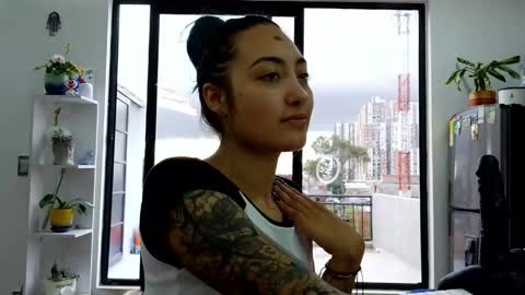 Snapshot of sapphire_mei866 chatting on 05/04/26, 09:44 safir online show from 05/04/26, 09:44