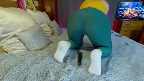 Snapshot of sara__foxy chatting on 02/19/25, 11:06 sara foxy online show from 02/19/25, 11:06