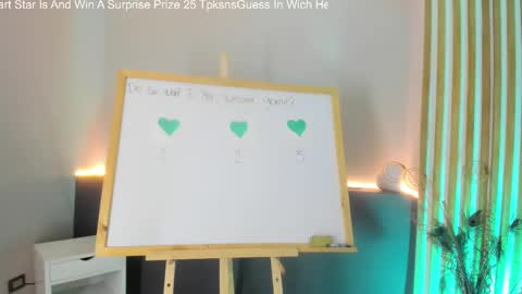 sara__jones_ online show from 02/13/25, 10:54