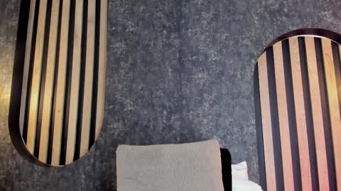 sara__jones_ online show from 02/16/25, 03:27